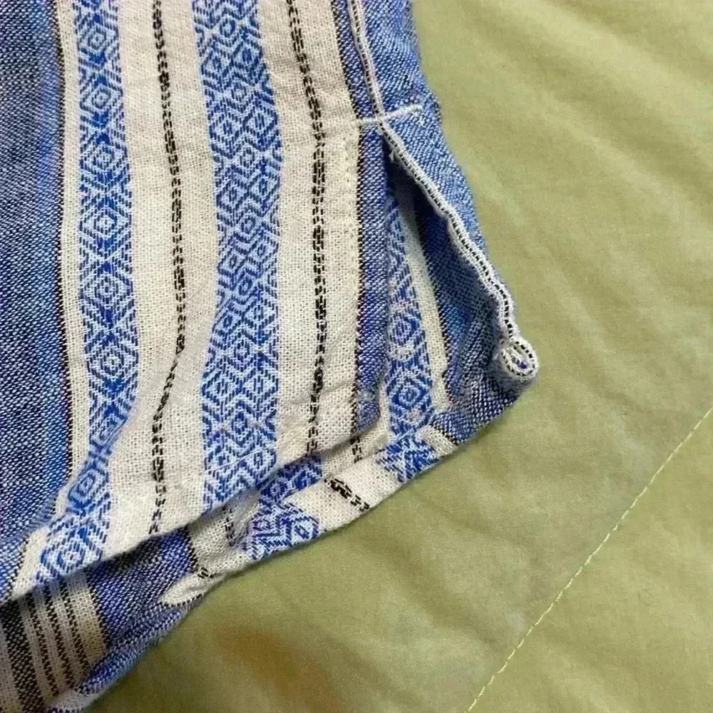 Lucky Brand Blue & White Striped Shirt Sleeve Button Up Shirt, Size Small.